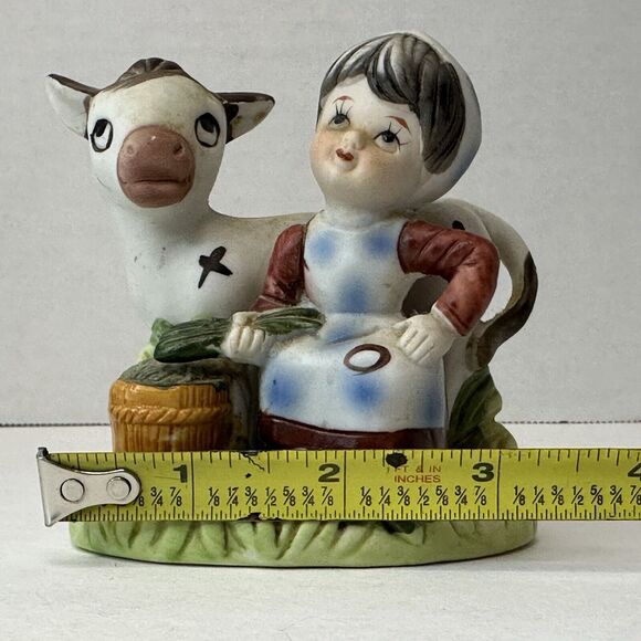 Young Maiden Girl w/Cow Ceramic Figurine Red/Green/White Unbranded Vintage Farm - Picture 7 of 9